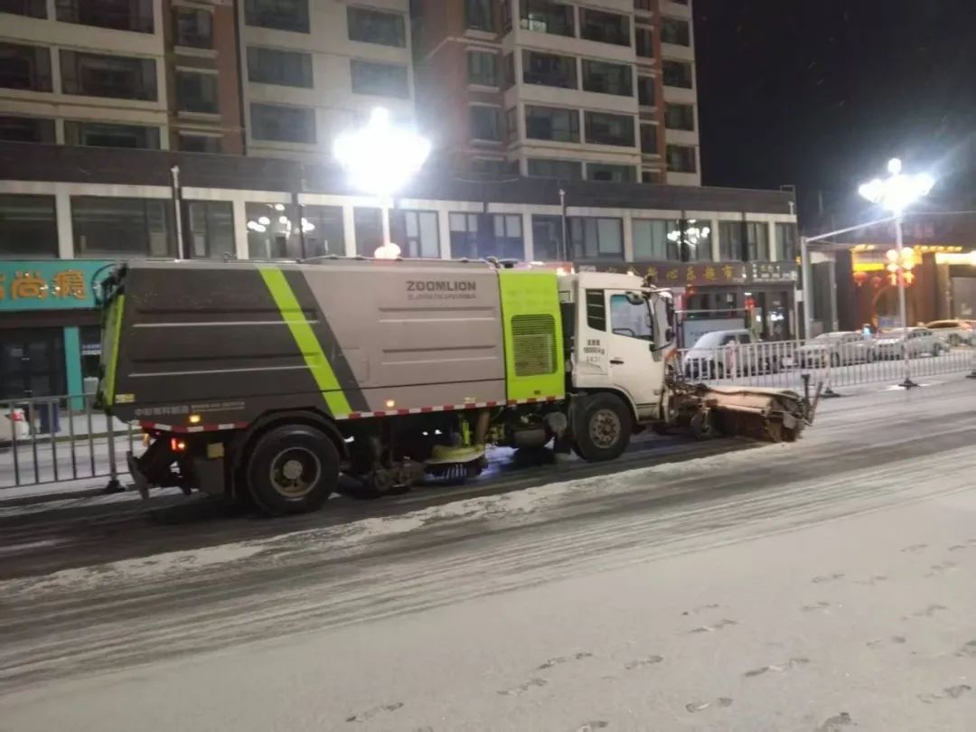 【道路交通】湟中：全城联动除积雪，雪天出行稳无忧