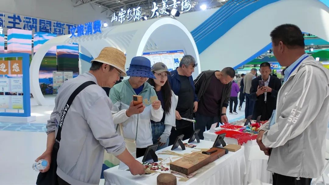 【关注2025青洽会】青洽盛会启幕 湟中非遗魅力“出圈”
